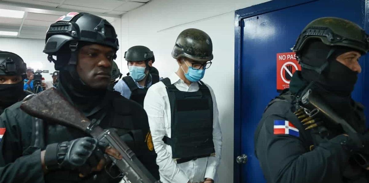 Abogado dice que Santiago Hazim ha bajado entre 70 y 80 libras en prisión