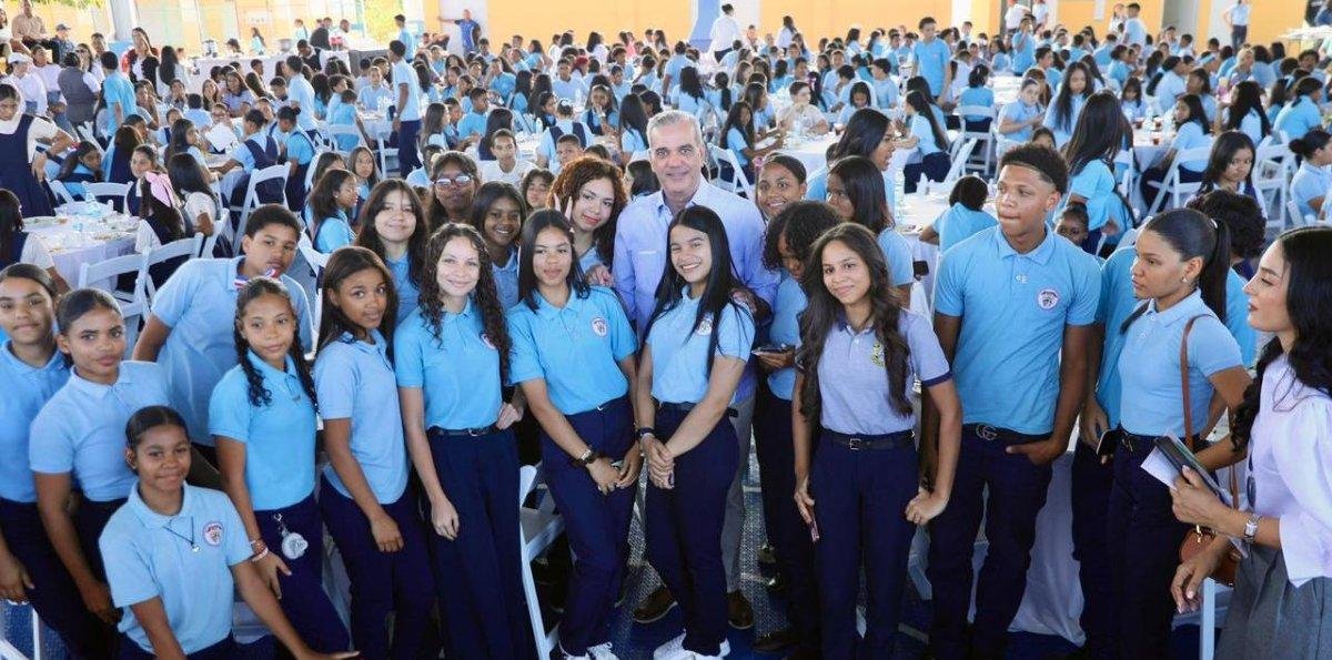 Luis Abinader: instalación de hub de Google fortalecerá la educación y la innovación tecnológica