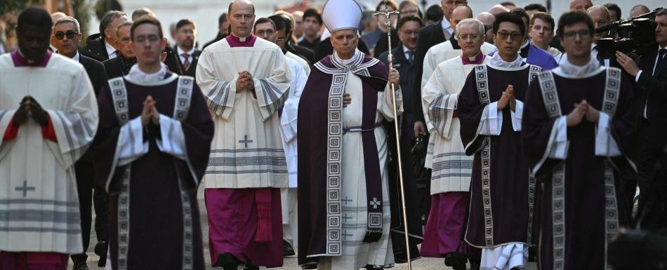 León XIV celebra el primer Miércoles de Ceniza de su pontificado