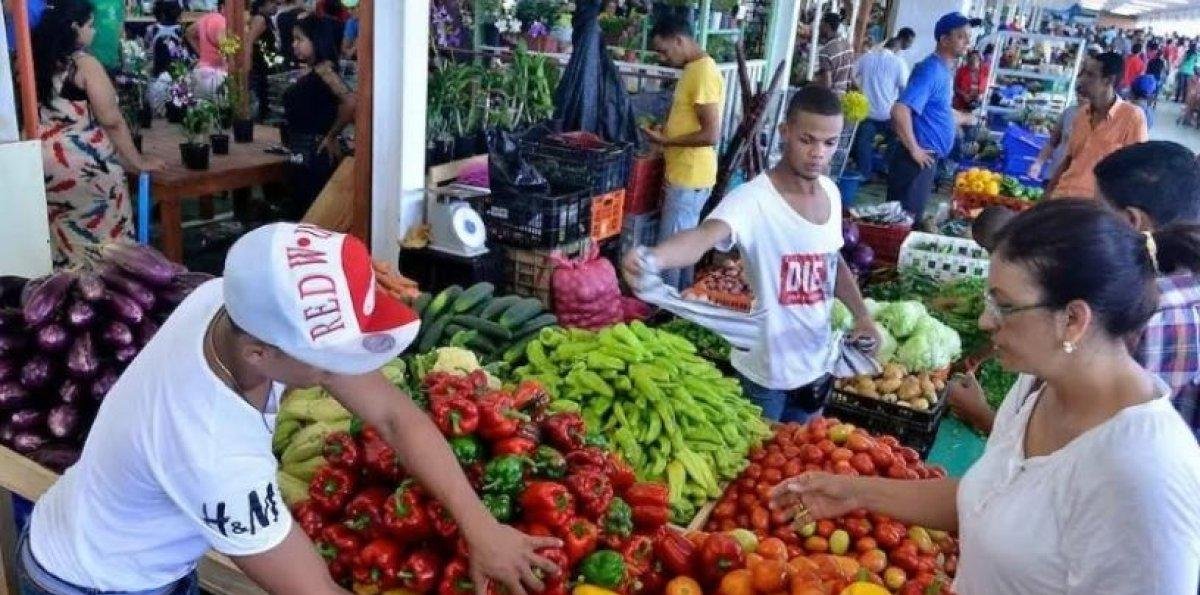 Precio canasta básica sigue con ventaja sobre salarios