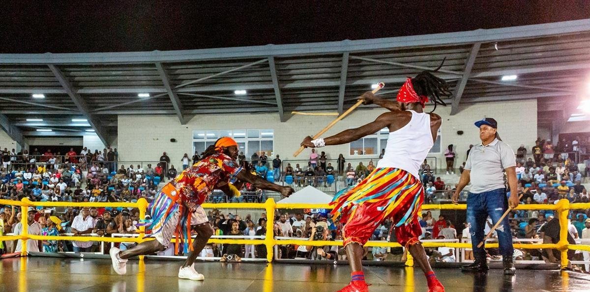 Una lucha de palos espiritual, el secreto mejor guardado del carnaval de Trinidad y Tobago