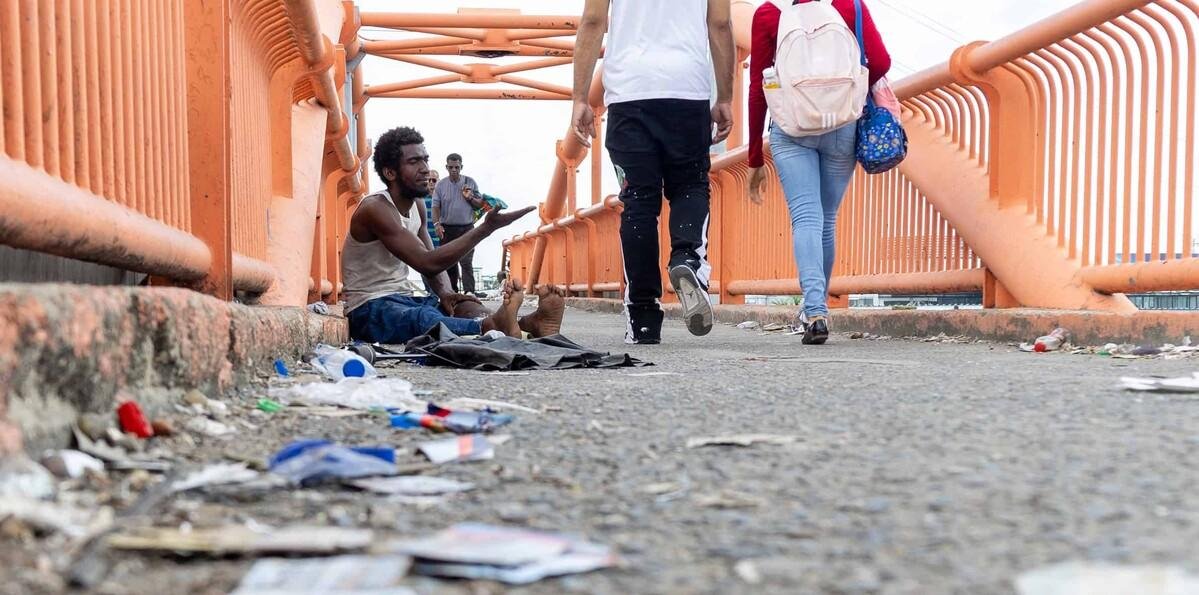 Crecimiento económico sin derechos efectivos: la deuda pendiente del Estado Constitucional