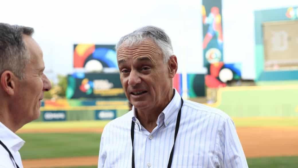 Rob Manfred, Comisionado de MLB: "Si un estadio no es grande, no puede estar en el Clásico"