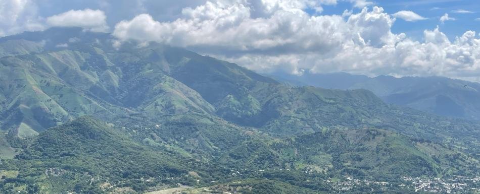 Abinader: el primer proyecto de hidrobombeo de 250 MW arranciará este año