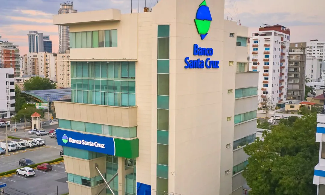 Feller Rate ratificó calificación “AA-” al Banco Santa Cruz