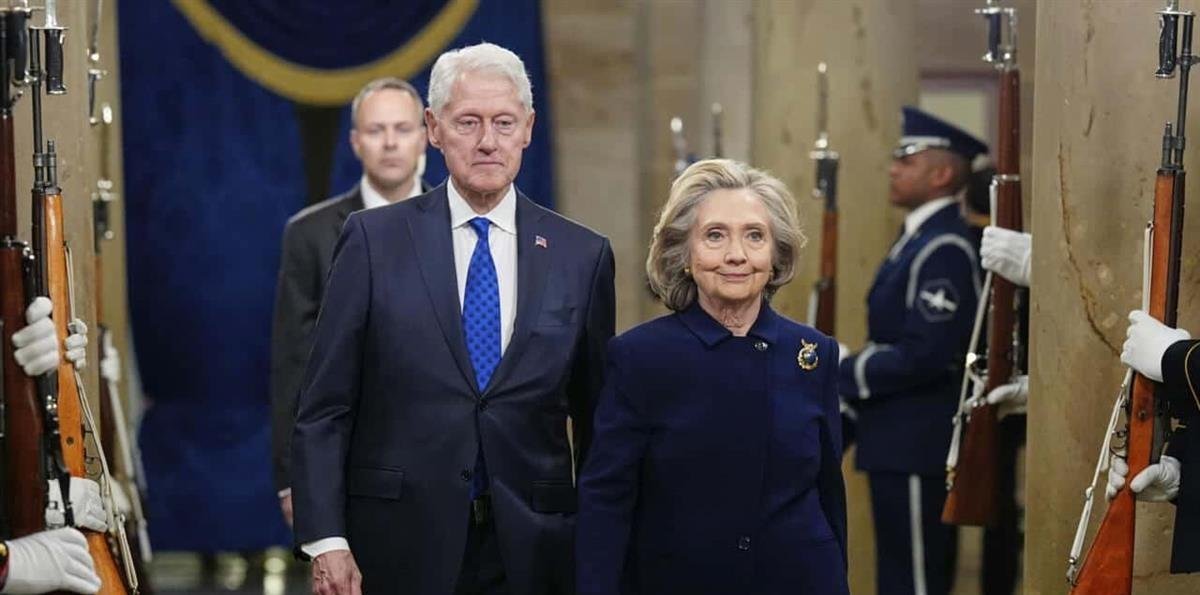 Congreso de EE. UU. publica videos completos de la declaración de los Clinton sobre Epstein