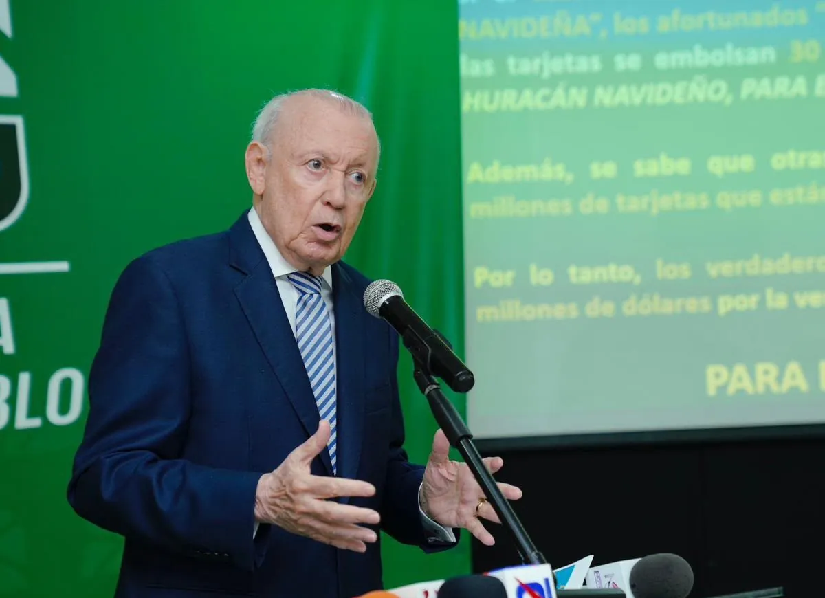 Datos del Gobierno sobre la pobreza se contradicen, según Alburquerque; «cuatro de cada 10 hogares dominicanos reciben ayuda alimentaria»