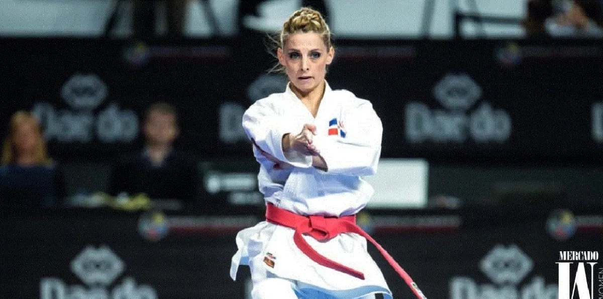 María Dimitrova conquista oro en Panam de Karate en Brasil