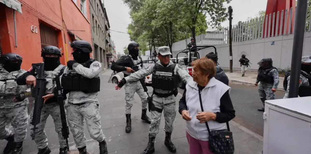 Una mujer, un cerco por tierra y aire y una violenta batalla: así acabó México con "el Mencho"