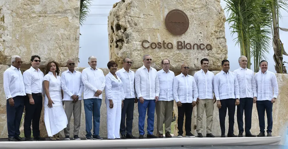 Abinader anuncia la transformación integral Boca Chica