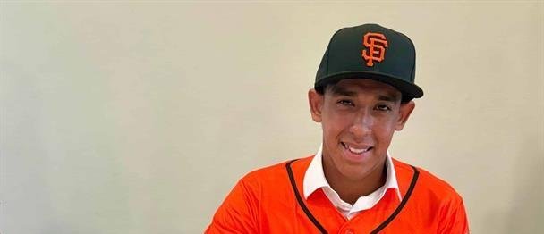 Gigantes firman al campocorto Luis Hernández por bono de US$5.4 millones
