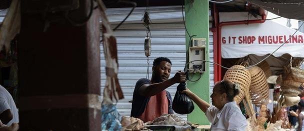 La canasta básica familiar nacional sube RD$13,549 en seis años