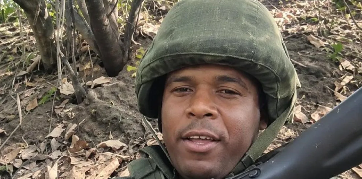 Se fue por su cuenta a una guerra y ahora su familia pide al Estado dominicano que lo traiga de regreso