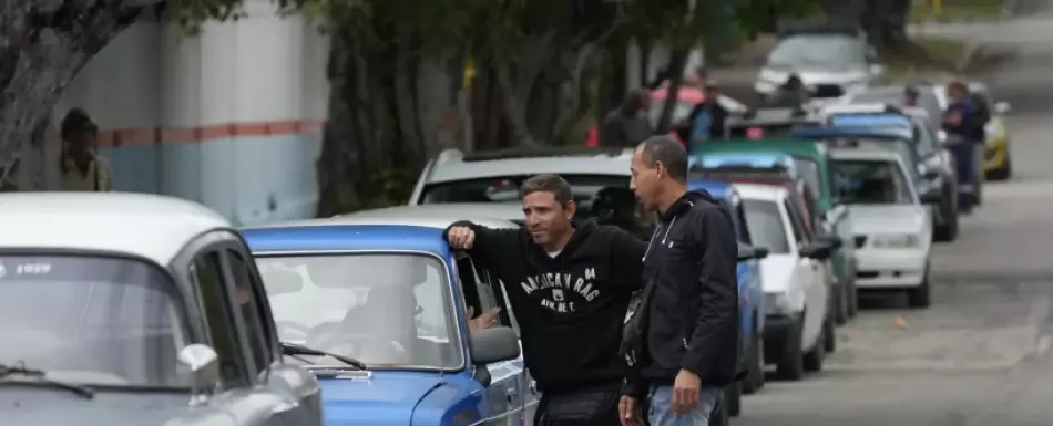 Cuba limita las actividades ante la crisis de petróleo