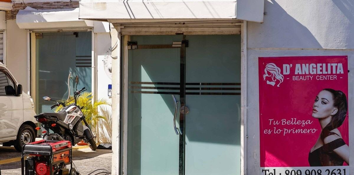 Comerciantes de Villa Consuelo recurren a plantas ante blackout