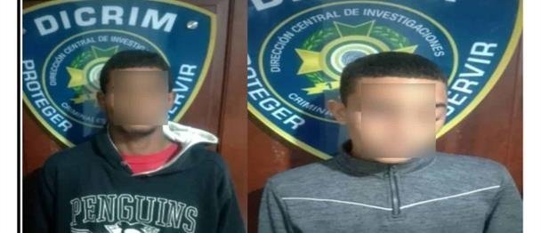 Apresan a dos hombres por robo en una banca de loterías en Jarabacoa