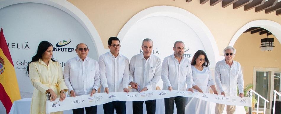 Abinader inaugura la primera escuela de hostelería y turismo de República Dominicana