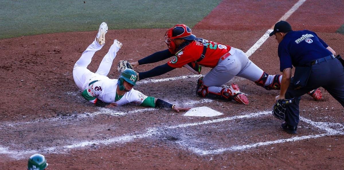 Escogido pierde el invicto tras remontada de los Tomateros de Culiacán