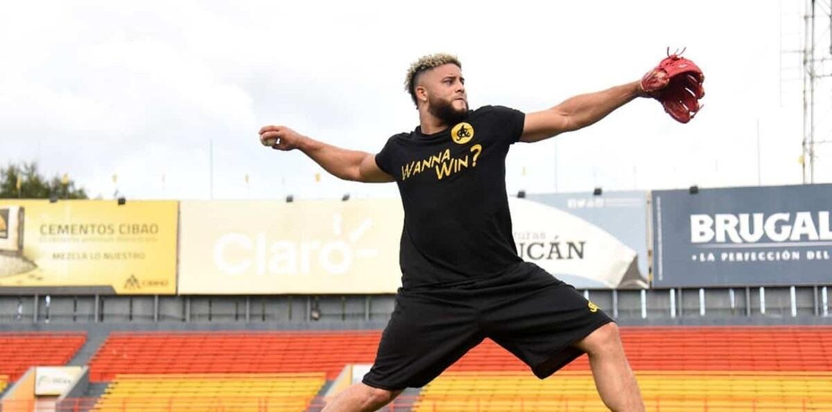 Águilas aseguran a Fernández, Mejía, González y Reyes para la próxima temporada