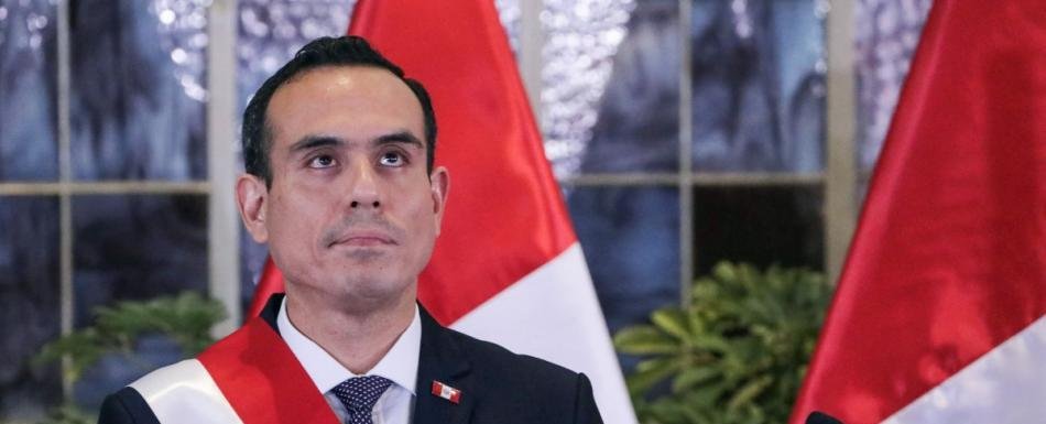 Congreso debatirá la destitución del presidente de Perú