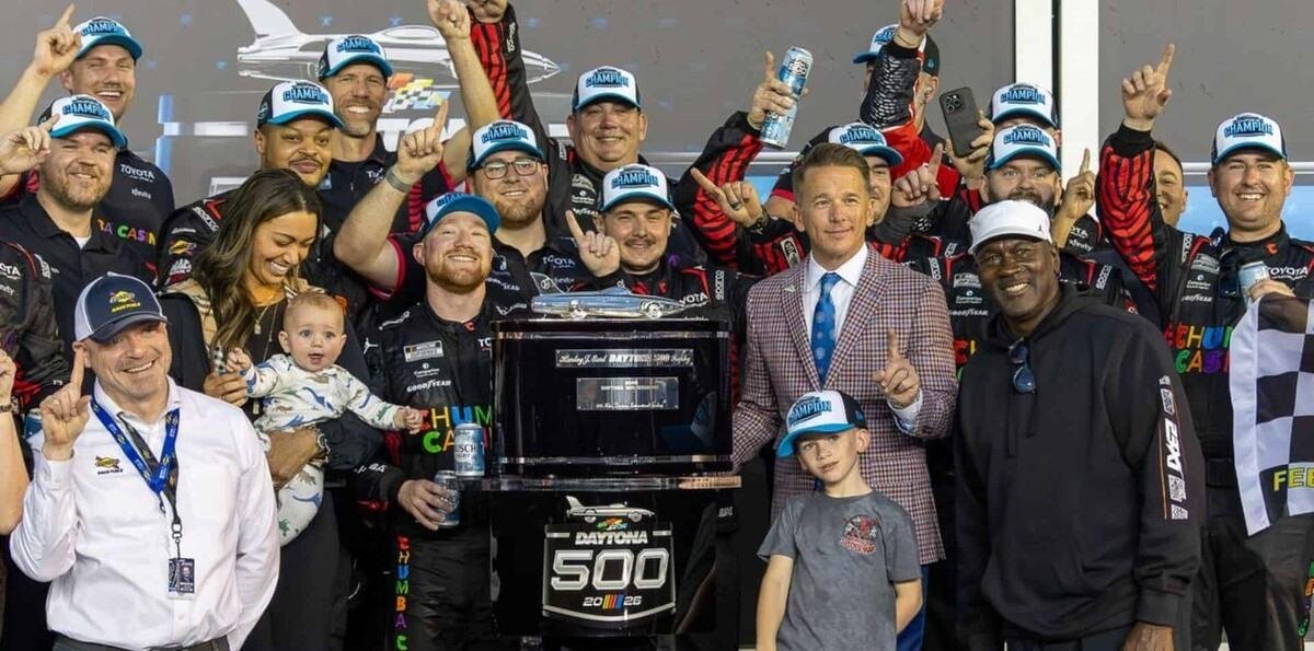 Equipo de Michael Jordan conquista Daytona: "Se siente como un anillo"
