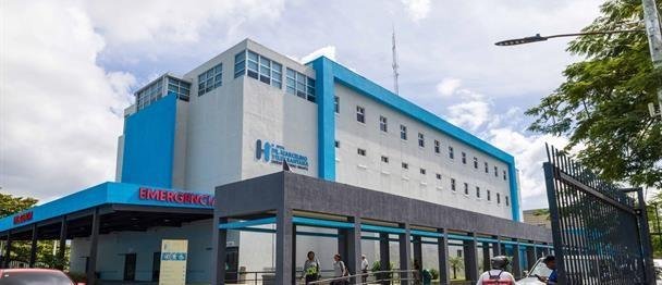 Taxista lucha por su vida tras recibir más de 15 estocadas