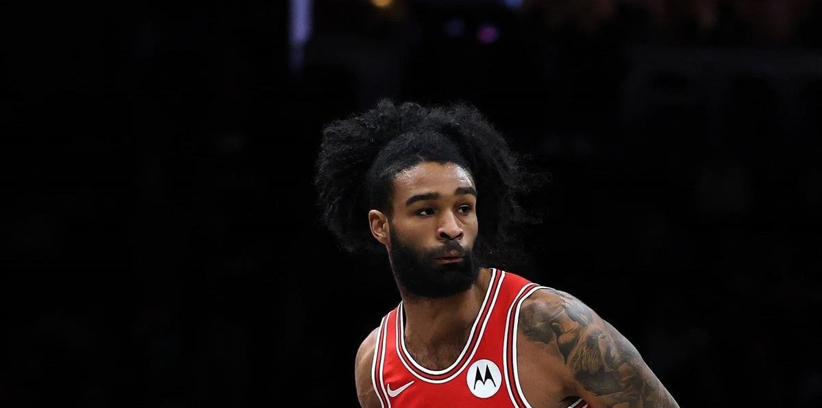 Los Bulls traspasan a Coby White y Mike Conley a los Hornets por Collin Sexton y Dieng