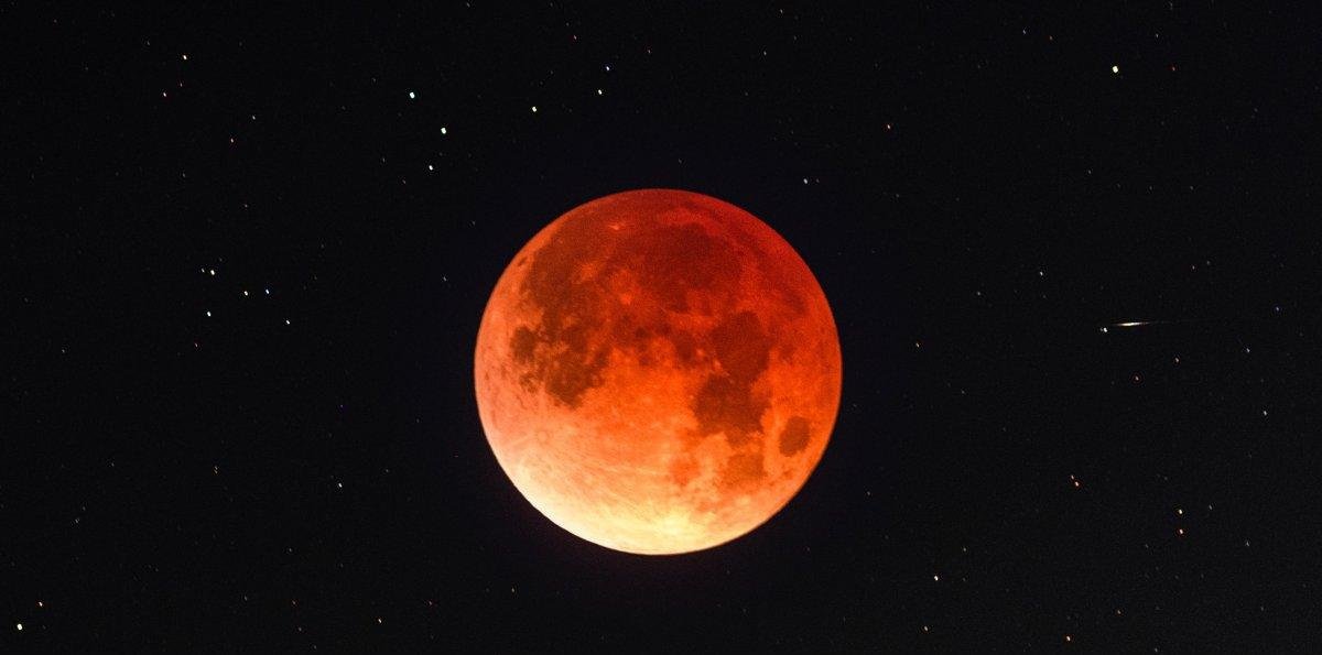 La “Luna de sangre” conquistó el cielo: estas son las mejores fotos de RD y el mundo