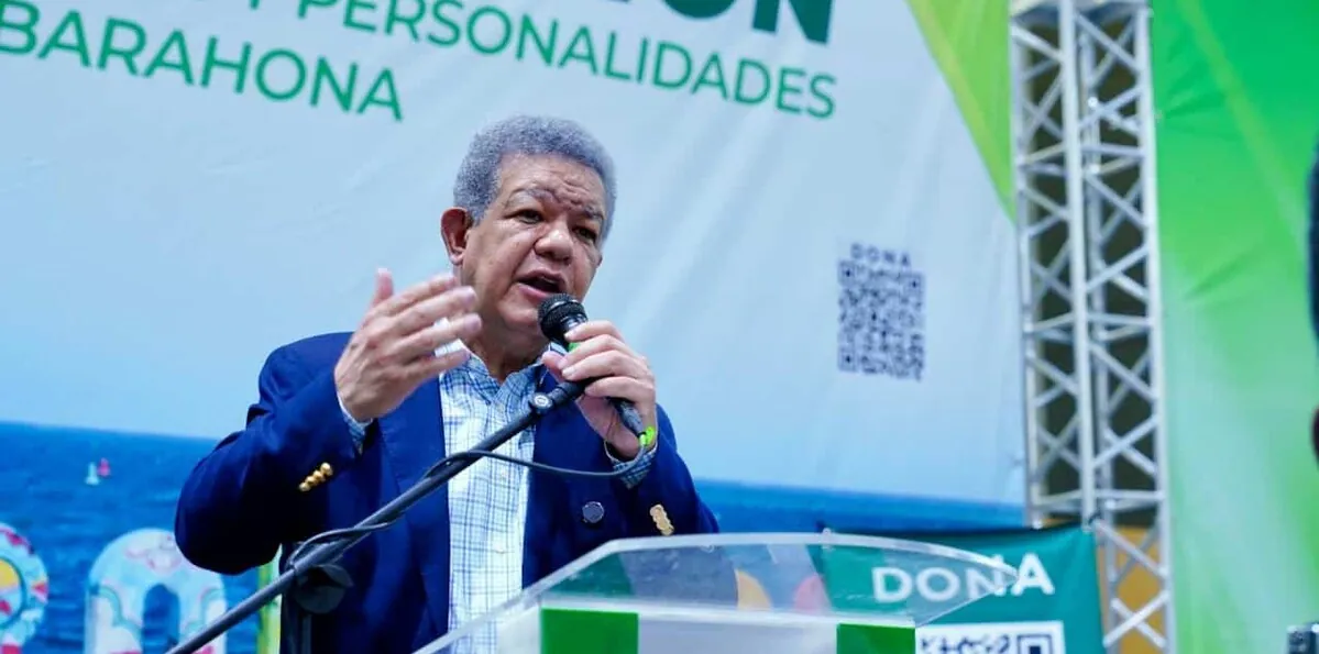 Leonel: "En este gobierno, la guagua va en reversa