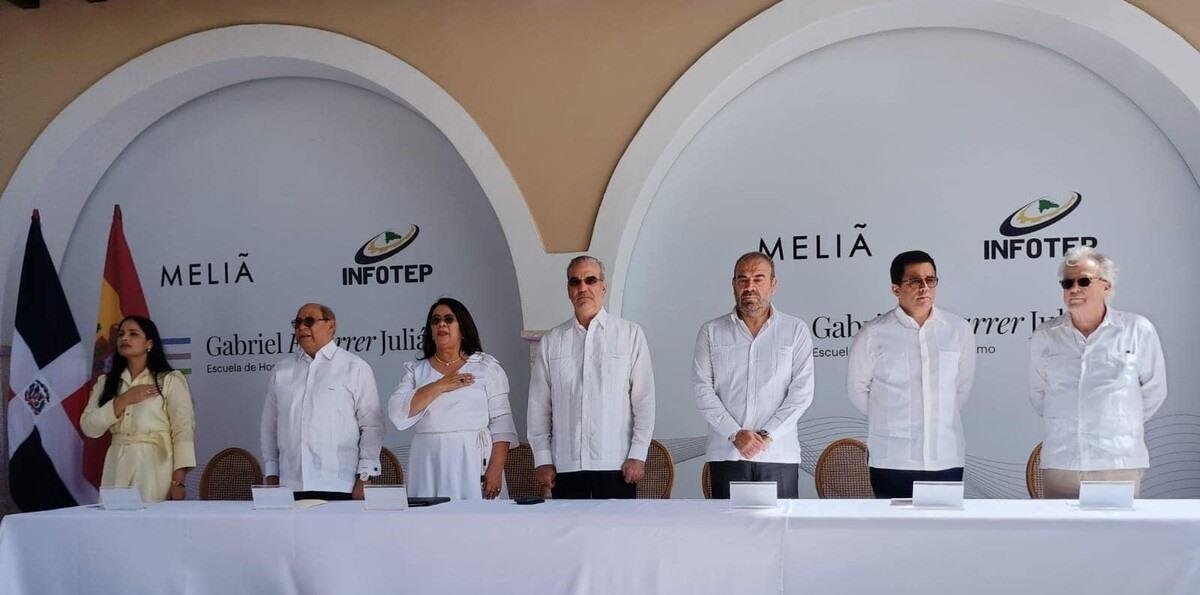 Luis Abinader encabeza inauguración de la Escuela de Hostelería Gabriel Escarrer Juliá en Punta Cana