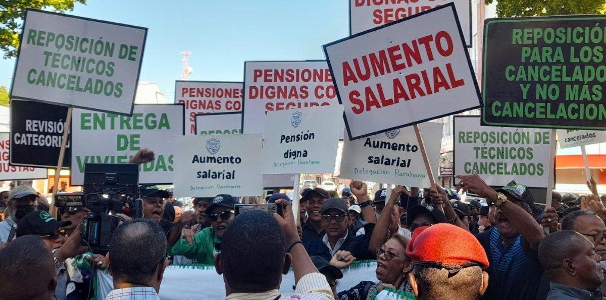 ¿Por qué marcharon los agrónomos al Palacio Nacional?