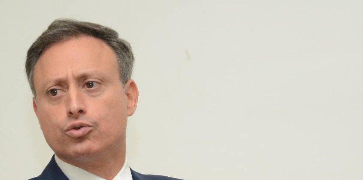 Jean Alain quería viajar al país donde reside el testigo clave en su contra y le fue negado