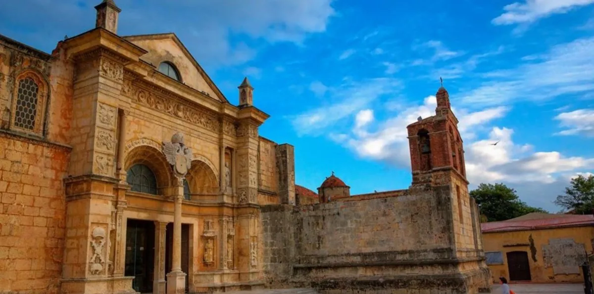 Historia de la construcción de la Catedral de Santo Domingo