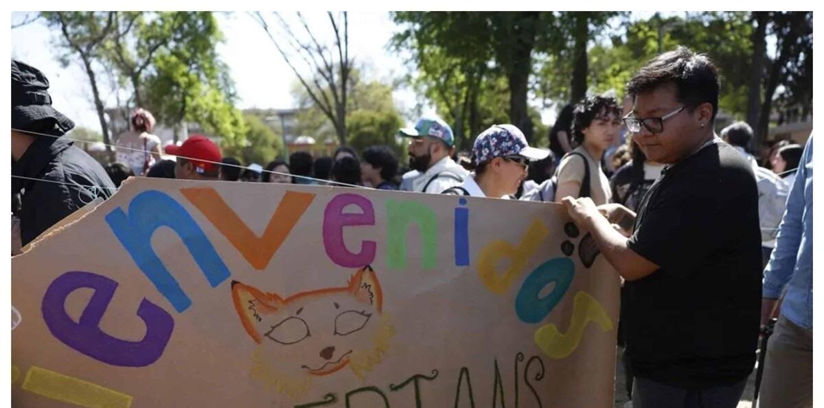 ¡Nadie asistió! Fracasa el primer evento de "therians" en México