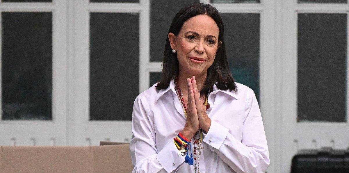 Lo que significa la entrega del Nobel de la Paz por Machado a Trump en medio de la crisis venezolana