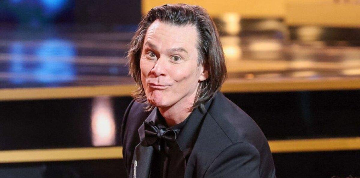 Jim Carrey reaparece en los Premios César y su físico acapara todas las miradas
