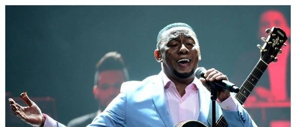 Doctora asegura que Anthony Santos es el padre de su hijo de un año y dice contar con prueba de ADN