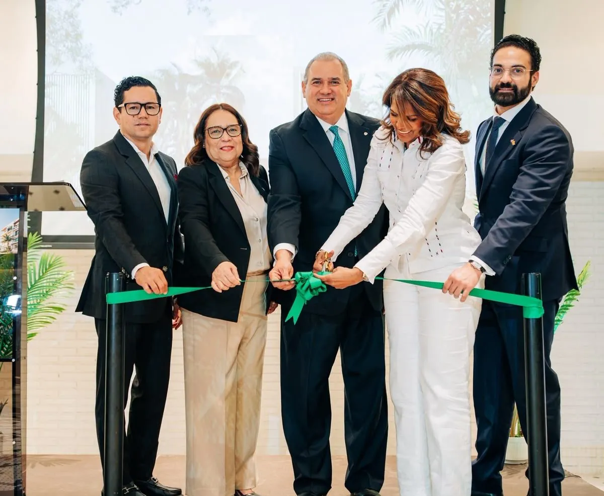 BHD y Arenal inauguran feria inmobiliaria en Madrid