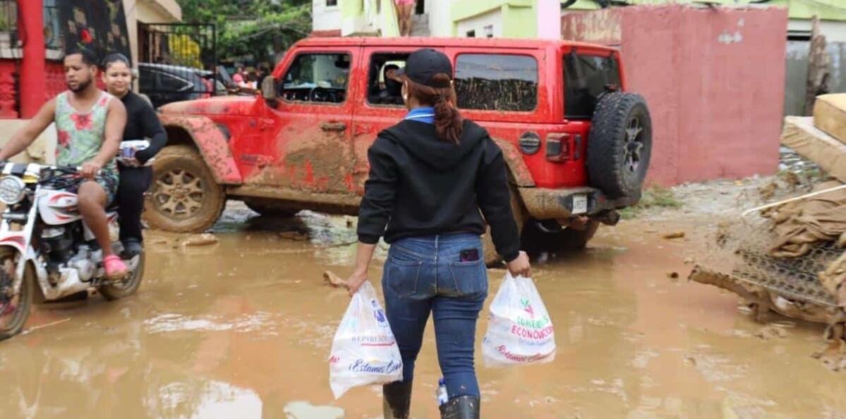 El Gobierno asiste a familias afectadas por lluvias en la región norte