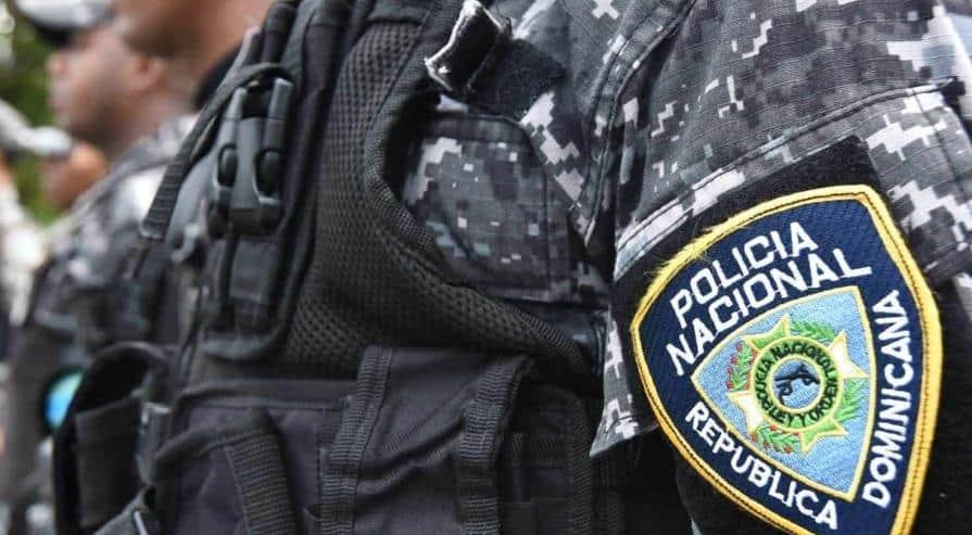 Presidente Abinader retira de 559 miembros de la Policía Nacional