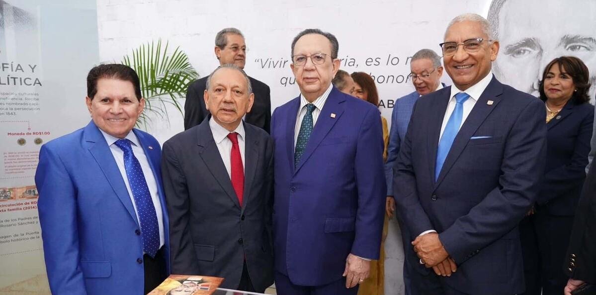 BCRD inaugura la exposición "Homenaje a Juan Pablo Duarte"
