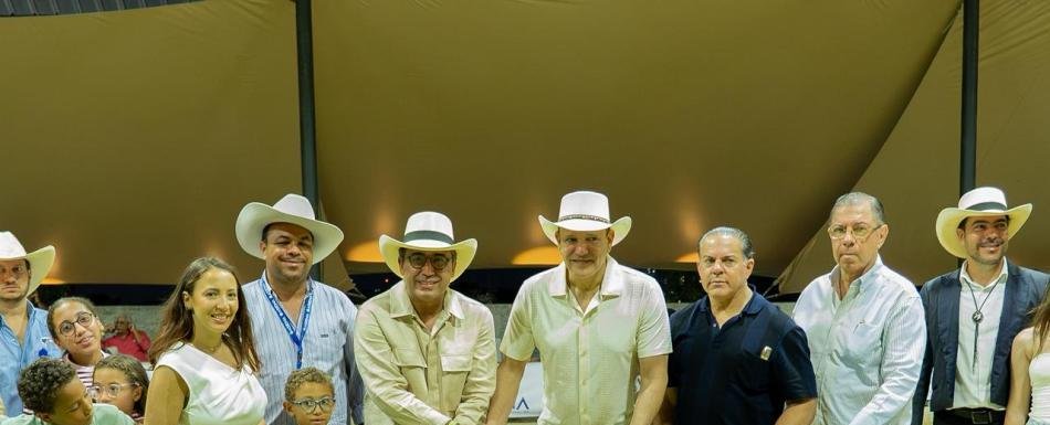 Inauguran en Santiago el primer Centro Ecuestre con instalaciones de vanguardia