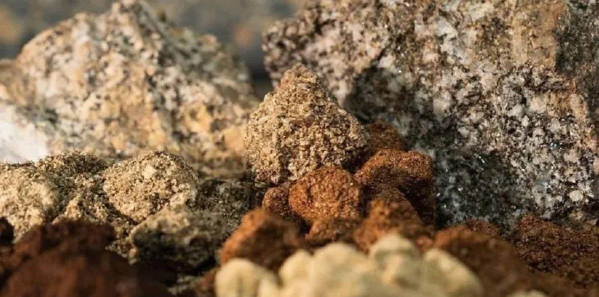 Taiwán planea línea de producción de tierras raras para cubrir el 50 % de demanda interna