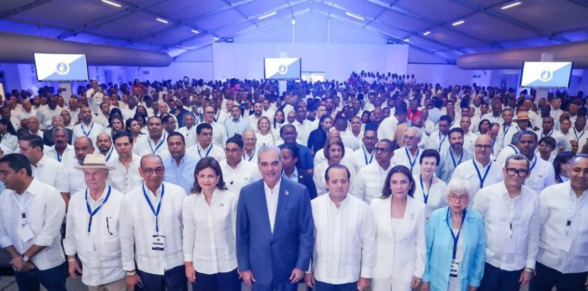Presidente Abinader llama a unidad y humildad PRM