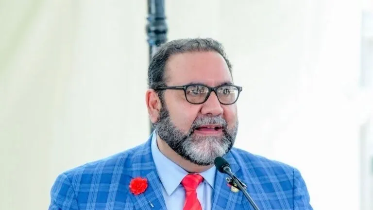 Rogelio Genao invita a locales y turistas a celebrar la nueva edición del Festival de Las Flores en Jarabacoa