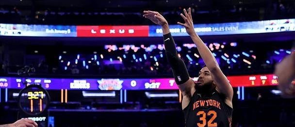 Towns consigue su doble-doble número 30 de la campaña, en victoria de Knicks sobre Kings