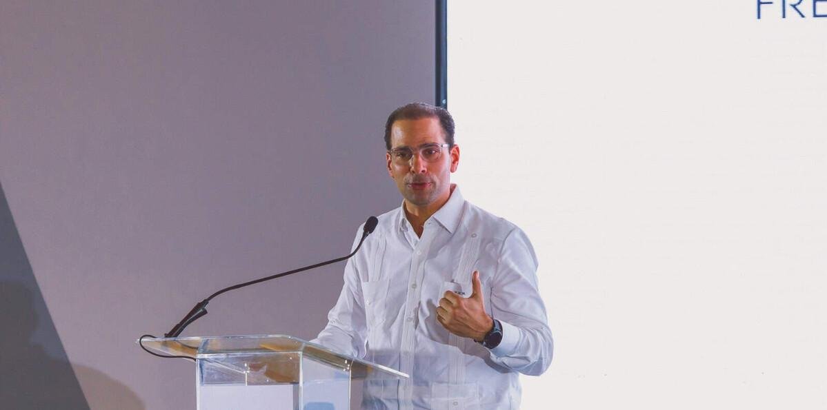 Frank Elías Rainieri afirma que Autopista del Ámbar será un paso "trascendental" para Santiago