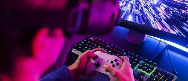 El perfil real del gamer no es el que imaginas: tiene más de 40 años y usa principalmente el móvil