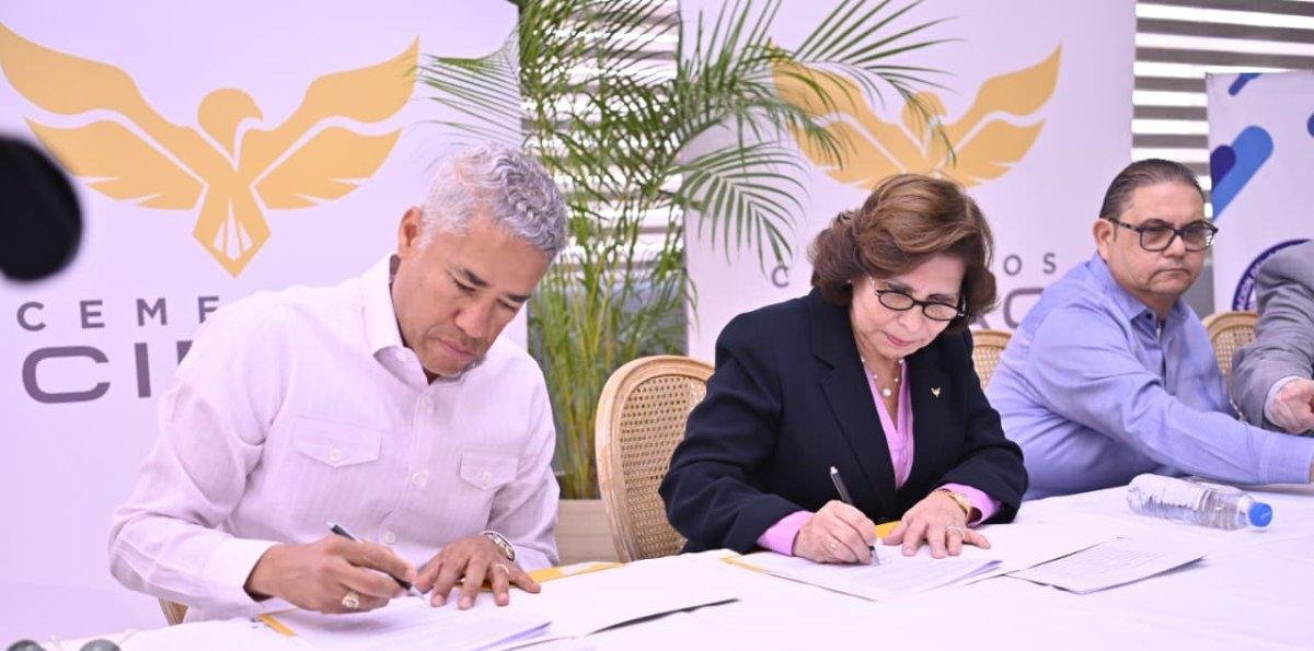 Cementos Cibao dona terreno a CORAASAN para acueducto en beneficio de la comunidad de Puñal en Santiago