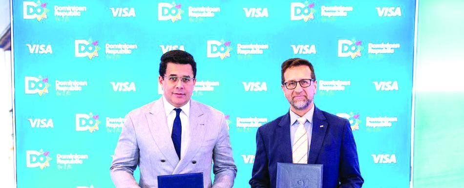 Mitur firma acuerdo con Visa para promover el país